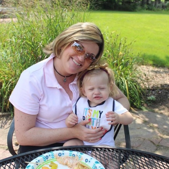 Meet your Posher, Lisa - Picture 5 of 8